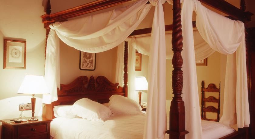 Hotel Huerta Honda Сафра Экстерьер фото